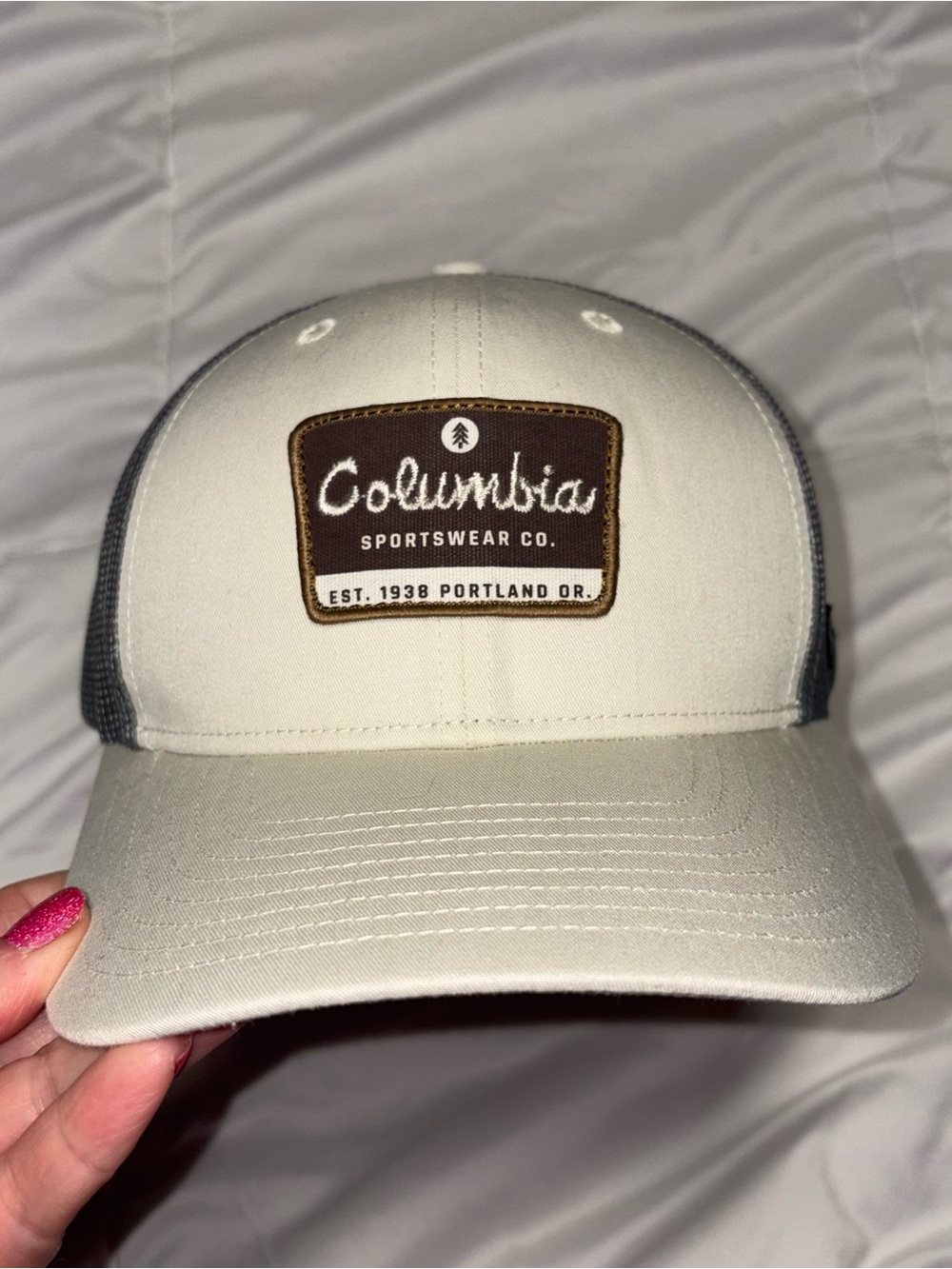 Columbia National Parks Sign Style Patch Mesh Hat SnapBack - Picture 1 of 3
